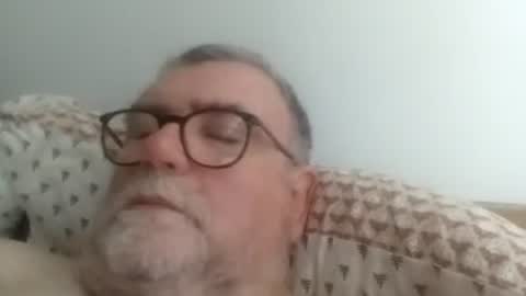 twohats2810 online show from July 2, 2026, 10:32 am