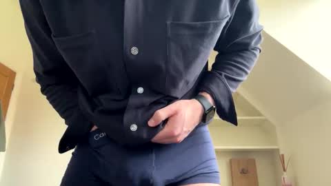 Twoodford online show from March 10, 2026, 11:37 am