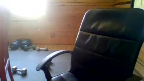 Snapshot of twootall chatting on July 24, 2026, 3:43 pm twootall online show from July 24, 2026, 3:43 pm