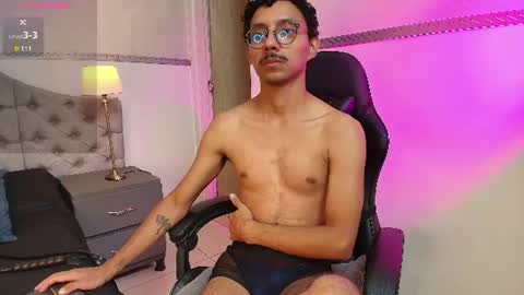 Snapshot of twunkmiguel chatting on July 24, 2026, 2:42 am TwunkMiguel online show from July 24, 2026, 2:42 am