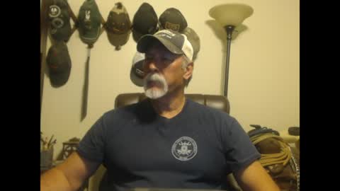 Snapshot of txlobo60 chatting on March 17, 2026, 11:52 pm txlobo60 online show from March 17, 2026, 11:52 pm
