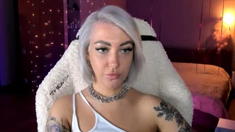 Snapshot of tykioty_miley chatting on March 12, 2025, 3:18 pm Miley online show from March 12, 2025, 3:18 pm