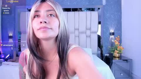  TYLA  online show from April 25, 2026, 3:53 am