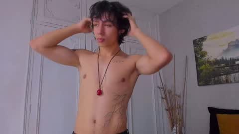 Snapshot of tyler_durtenn chatting on May 8, 2026, 5:24 am Tyler online show from May 8, 2026, 5:24 am