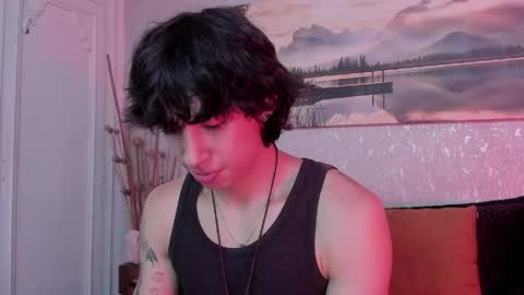 Snapshot of tyler_durtenn chatting on May 15, 2026, 3:46 am Tyler online show from May 15, 2026, 3:46 am