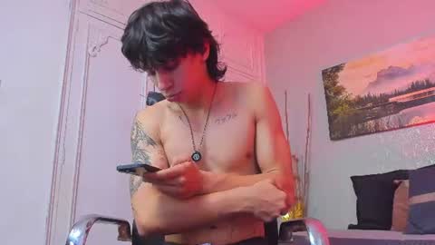 Snapshot of tyler_durtenn chatting on July 29, 2026, 8:29 pm Tyler online show from July 29, 2026, 8:29 pm
