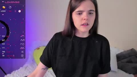 Ema online show from December 1, 2025, 9:09 pm