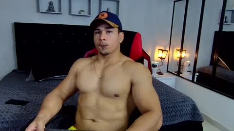 Snapshot of tyler_hank1 chatting on December 18, 2024, 2:49 pm tyler_hank1 online show from December 18, 2024, 2:49 pm