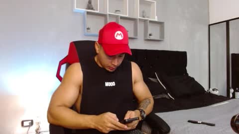 Snapshot of tyler_hank1 chatting on November 2, 2025, 10:34 pm tyler_hank1 online show from November 2, 2025, 10:34 pm