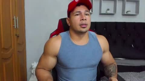 tyler_hank1 online show from July 23, 2026, 1:30 am