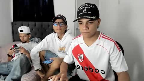 Snapshot of tyler_master24 chatting on November 18, 2025, 11:47 am tyler online show from November 18, 2025, 11:47 am