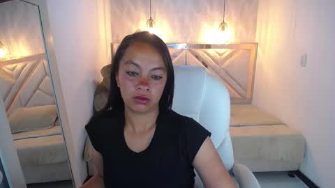 Tylla  online show from March 25, 2026, 5:35 am