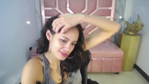 Snapshot of tyna_ch chatting on March 11, 2025, 7:47 pm TYNA online show from March 11, 2025, 7:47 pm