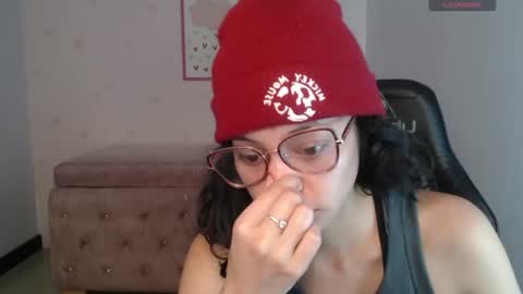 Snapshot of tyna_ch chatting on July 9, 2026, 1:04 pm TYNA online show from July 9, 2026, 1:04 pm