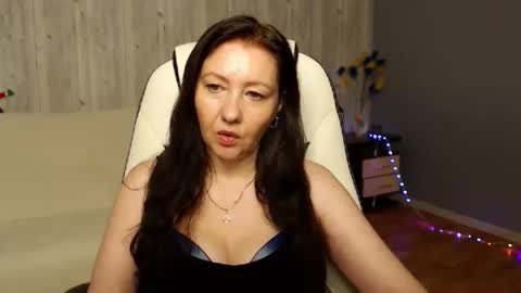 Snapshot of tyramories chatting on January 18, 2025, 11:54 am tyramories online show from January 18, 2025, 11:54 am