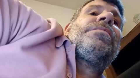 tyson2512 online show from December 21, 2025, 2:13 pm