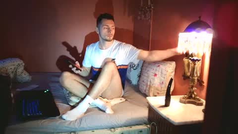 Snapshot of tysonhotswe chatting on January 19, 2025, 2:17 pm Dennis Nadarevic online show from January 19, 2025, 2:17 pm