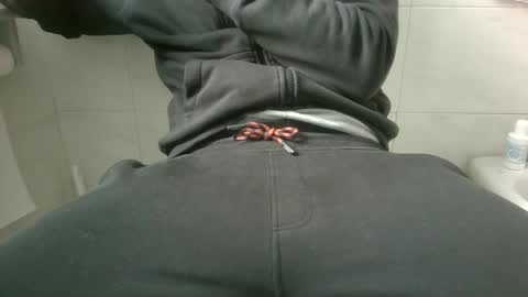 Snapshot of tznnmo chatting on March 23, 2026, 9:46 am Toh online show from March 23, 2026, 9:46 am