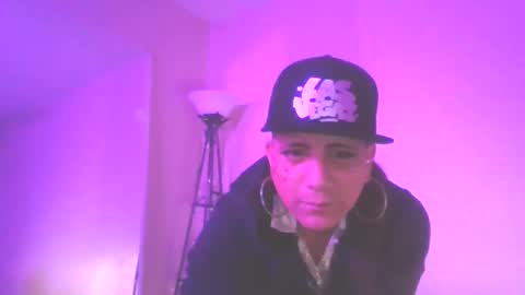 Snapshot of uandme_baby chatting on January 3, 2025, 1:58 pm Azelia B online show from January 3, 2025, 1:58 pm