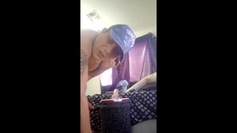 Snapshot of uandme_baby chatting on April 18, 2026, 9:15 pm Azelia B online show from April 18, 2026, 9:15 pm