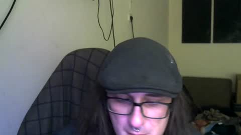 Snapshot of ucloudd chatting on June 20, 2026, 1:36 pm ucloudd online show from June 20, 2026, 1:36 pm