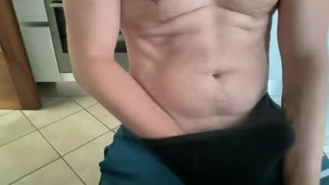 Snapshot of uddupugg chatting on May 21, 2026, 3:08 pm uddupugg online show from May 21, 2026, 3:08 pm