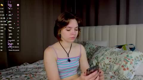 Snapshot of udeleclive chatting on September 25, 2025, 3:05 pm Polly online show from September 25, 2025, 3:05 pm