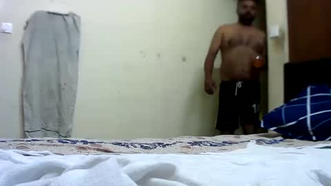 Snapshot of uglyboy1414 chatting on December 24, 2024, 3:37 pm Uglyboy1414 online show from December 24, 2024, 3:37 pm