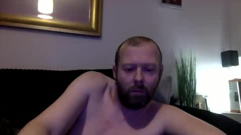 ukmatty3 online show from March 31, 2026, 9:04 pm