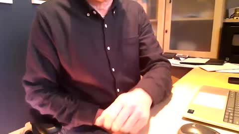 Snapshot of ukshowall chatting on January 23, 2025, 11:15 am mark online show from January 23, 2025, 11:15 am