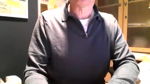 Snapshot of ukshowall chatting on March 9, 2026, 6:34 pm mark online show from March 9, 2026, 6:34 pm