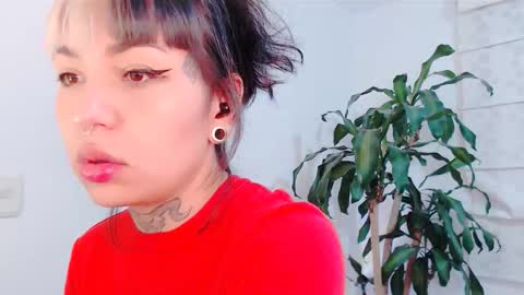 Snapshot of ulala_martina chatting on October 31, 2025, 12:55 am Martina online show from October 31, 2025, 12:55 am