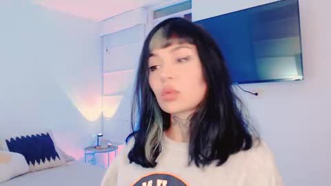 Martina online show from July 24, 2026, 2:20 am