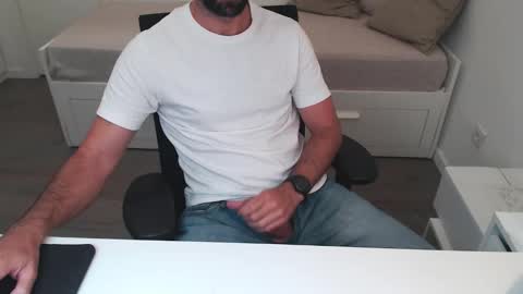 Snapshot of ulep chatting on October 10, 2025, 9:08 am Ulep online show from October 10, 2025, 9:08 am