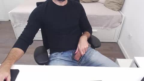 Snapshot of ulep chatting on November 10, 2025, 9:25 pm Ulep online show from November 10, 2025, 9:25 pm