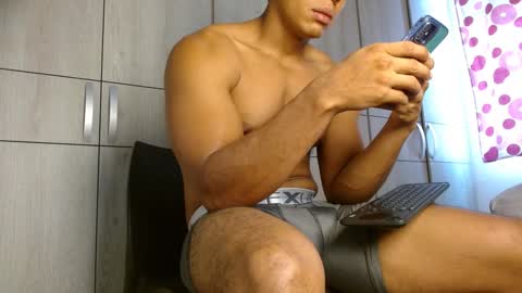 Felipe  model independent online show from January 16, 2025, 1:14 pm