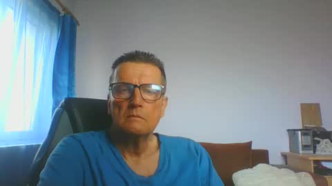 ulmeni4 online show from March 17, 2026, 7:01 am