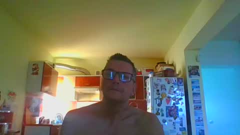ulmeni7 online show from June 24, 2026, 4:11 am