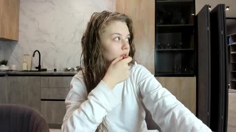 Melena online show from January 17, 2026, 2:27 am