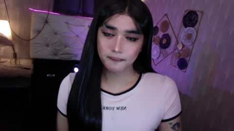 Snapshot of ultimatesexytrans chatting on October 28, 2025, 8:11 pm Alex online show from October 28, 2025, 8:11 pm