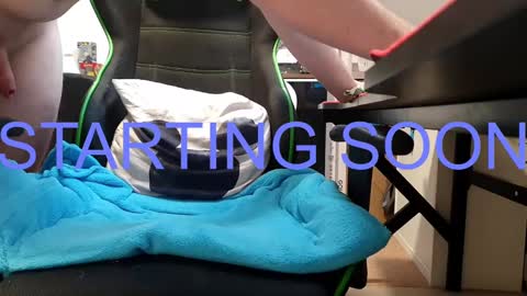 Mr.  Mrs. Smith online show from December 6, 2024, 9:43 am