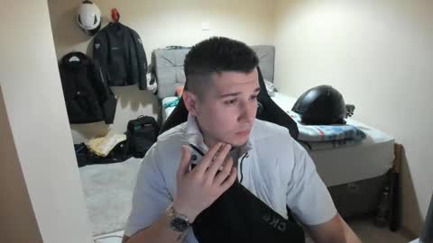 Snapshot of ulxer chatting on June 3, 2026, 6:57 pm hi im mike tyson - online show from June 3, 2026, 6:57 pm