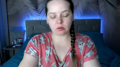 Snapshot of ulystar chatting on March 12, 2025, 6:29 am Ulyana online show from March 12, 2025, 6:29 am