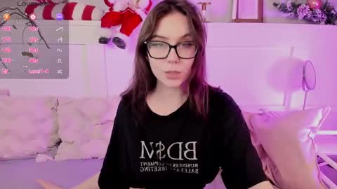 Snapshot of una_medisson chatting on December 19, 2024, 9:07 am Una online show from December 19, 2024, 9:07 am