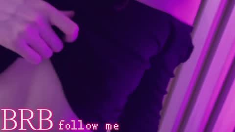 Snapshot of una_medisson chatting on January 15, 2025, 12:25 pm Una online show from January 15, 2025, 12:25 pm