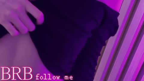 Snapshot of una_medisson chatting on February 19, 2025, 4:44 pm Una online show from February 19, 2025, 4:44 pm