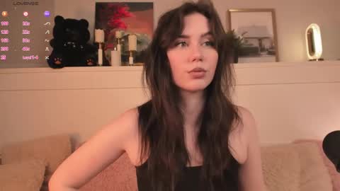 Snapshot of una_medisson chatting on May 16, 2026, 10:36 am Una online show from May 16, 2026, 10:36 am