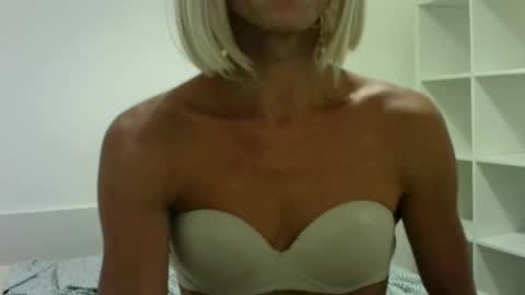 Snapshot of unadiosa chatting on July 10, 2026, 1:58 pm unadiosa online show from July 10, 2026, 1:58 pm