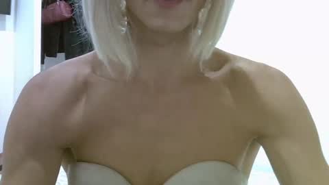 Snapshot of unadiosa chatting on July 21, 2026, 11:01 am unadiosa online show from July 21, 2026, 11:01 am