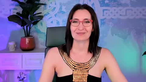 Snapshot of unatera chatting on October 14, 2025, 9:21 am UnaTera online show from October 14, 2025, 9:21 am